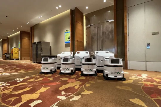 Aoting Commercial Waterless Cleaning Robot in a Commercial Complex in Singapore